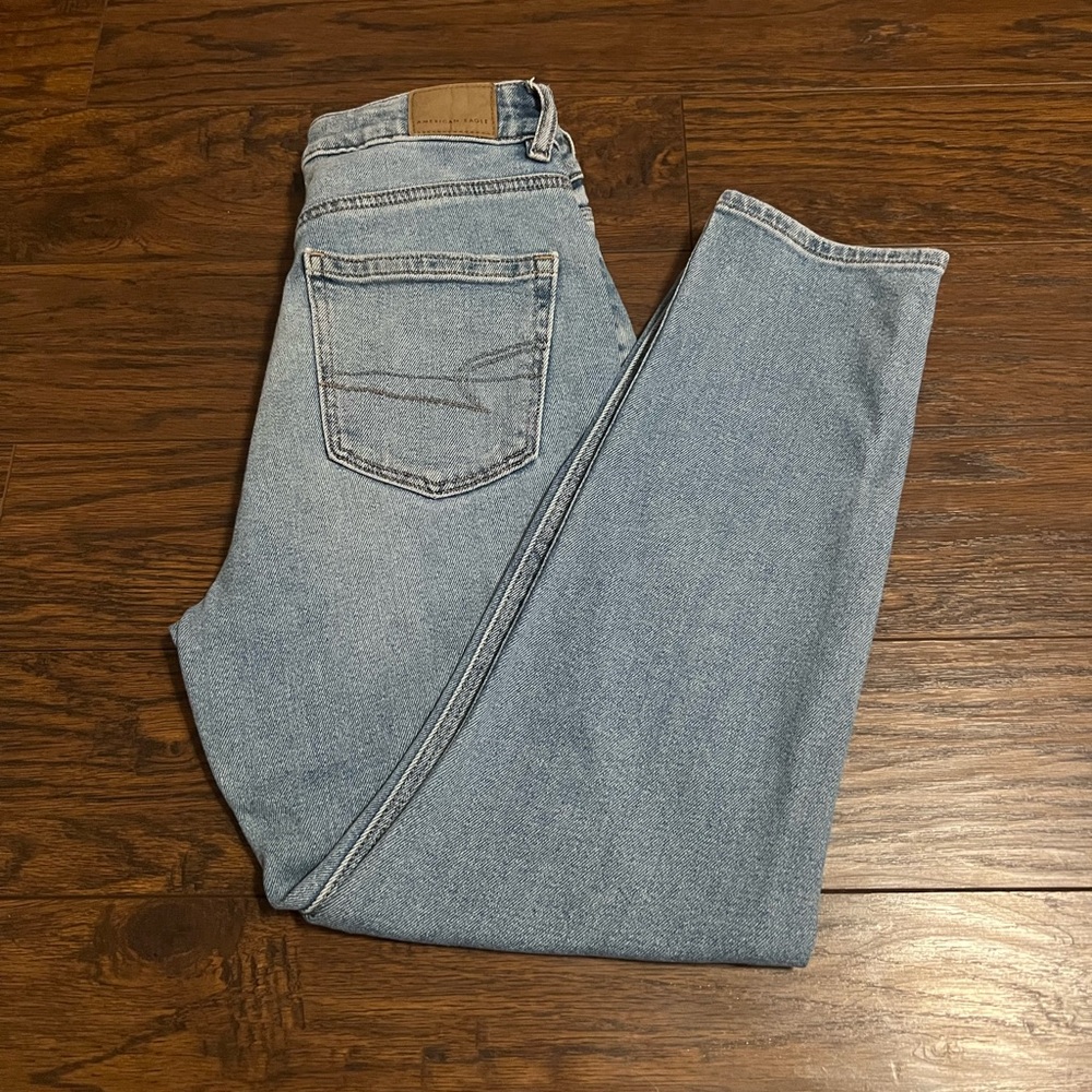 American Eagle Stretch Mom Jean